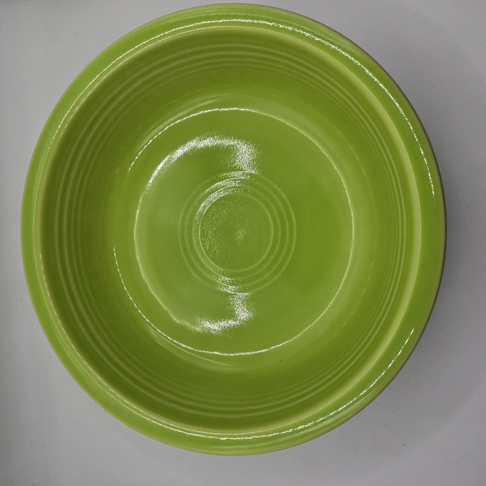 VINTAGE FIESTAWARE Lime 7 inch BOWLS BY HOMER LAUGHLIN MADE IN USA - Picture 2 of 3